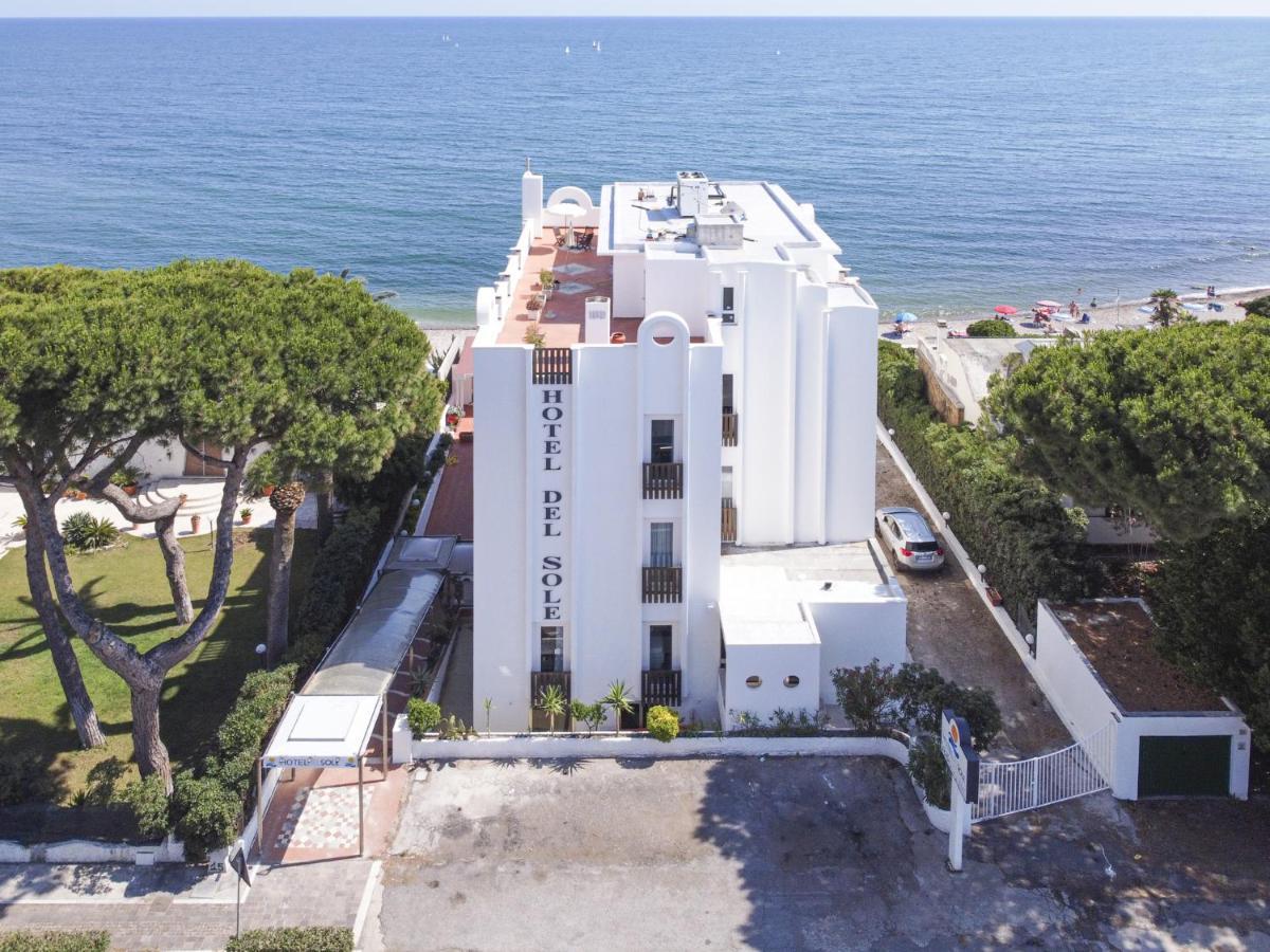 Hotel Del Sole Santa Marinella Exteriér fotografie