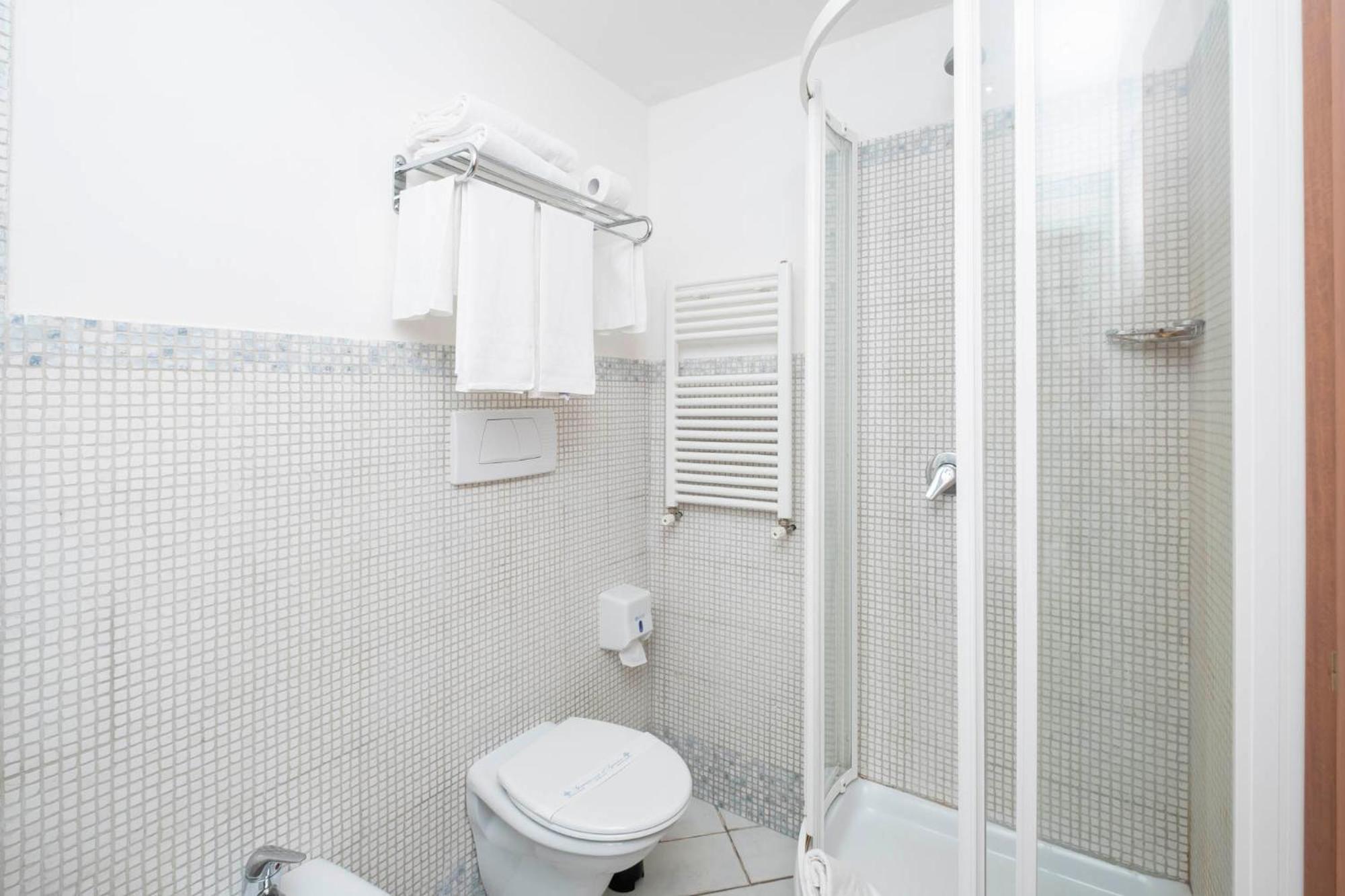 Hotel Del Sole Santa Marinella Pokoj fotografie