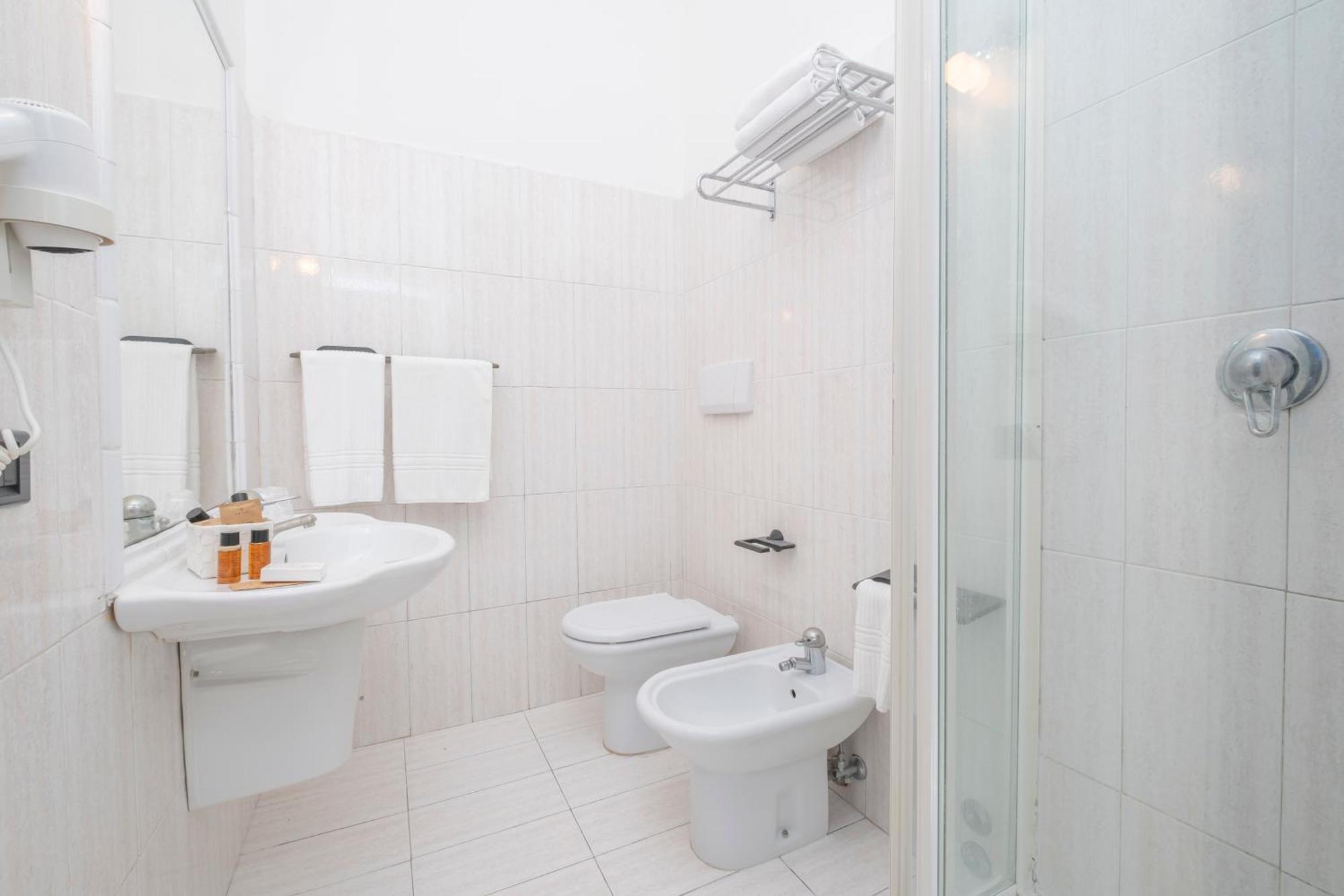 Hotel Del Sole Santa Marinella Pokoj fotografie