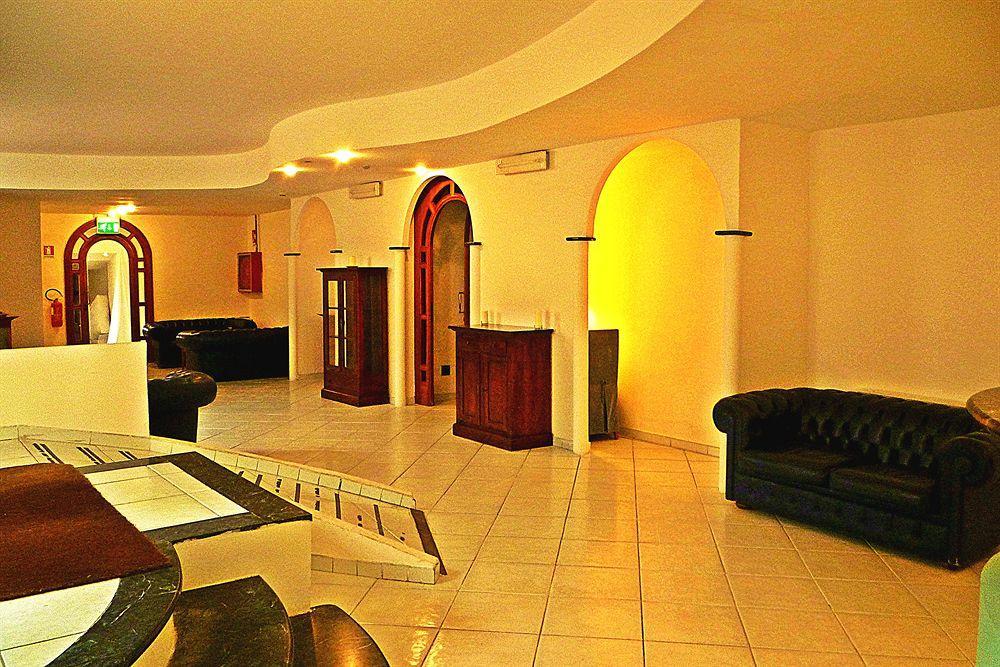 Hotel Del Sole Santa Marinella Exteriér fotografie